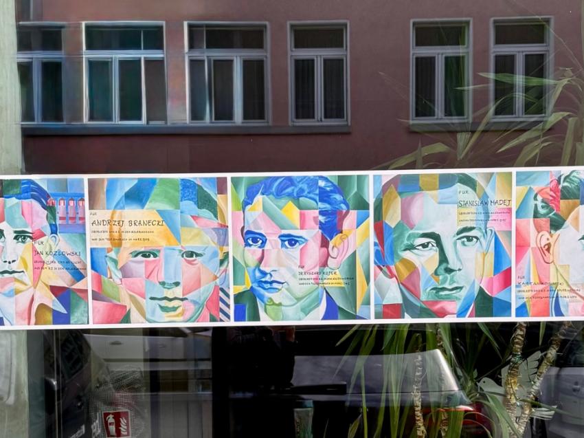 Fotos von Streetart-Portäts von durch das NS-Regime ermordeten Männern